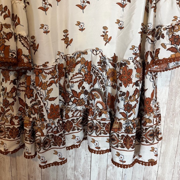 Jot Silk Boho Floral Tiered Free Size Dress Crochet Trim - Picture 8 of 9